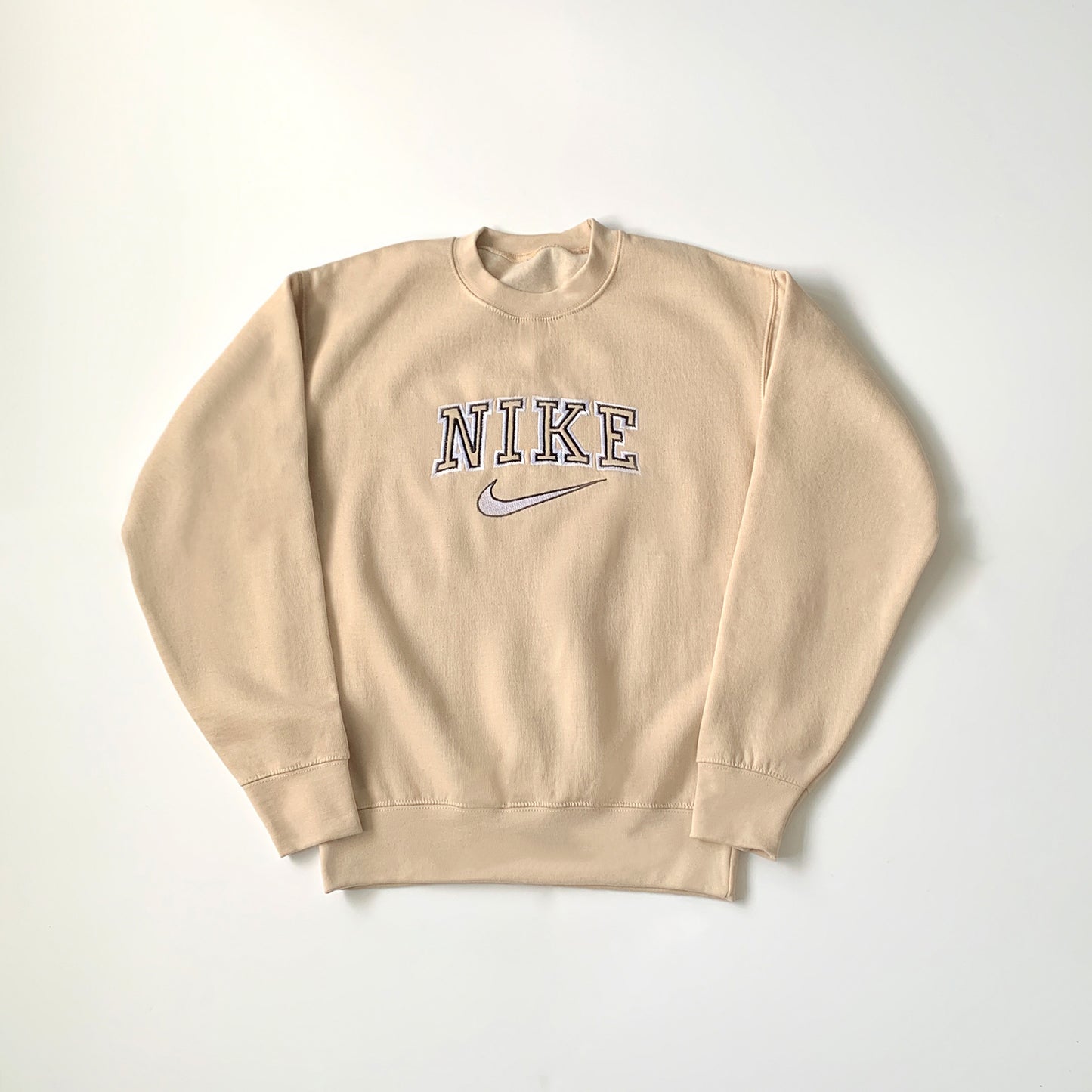 Vintage Style 90s Spellout Sweatshirt