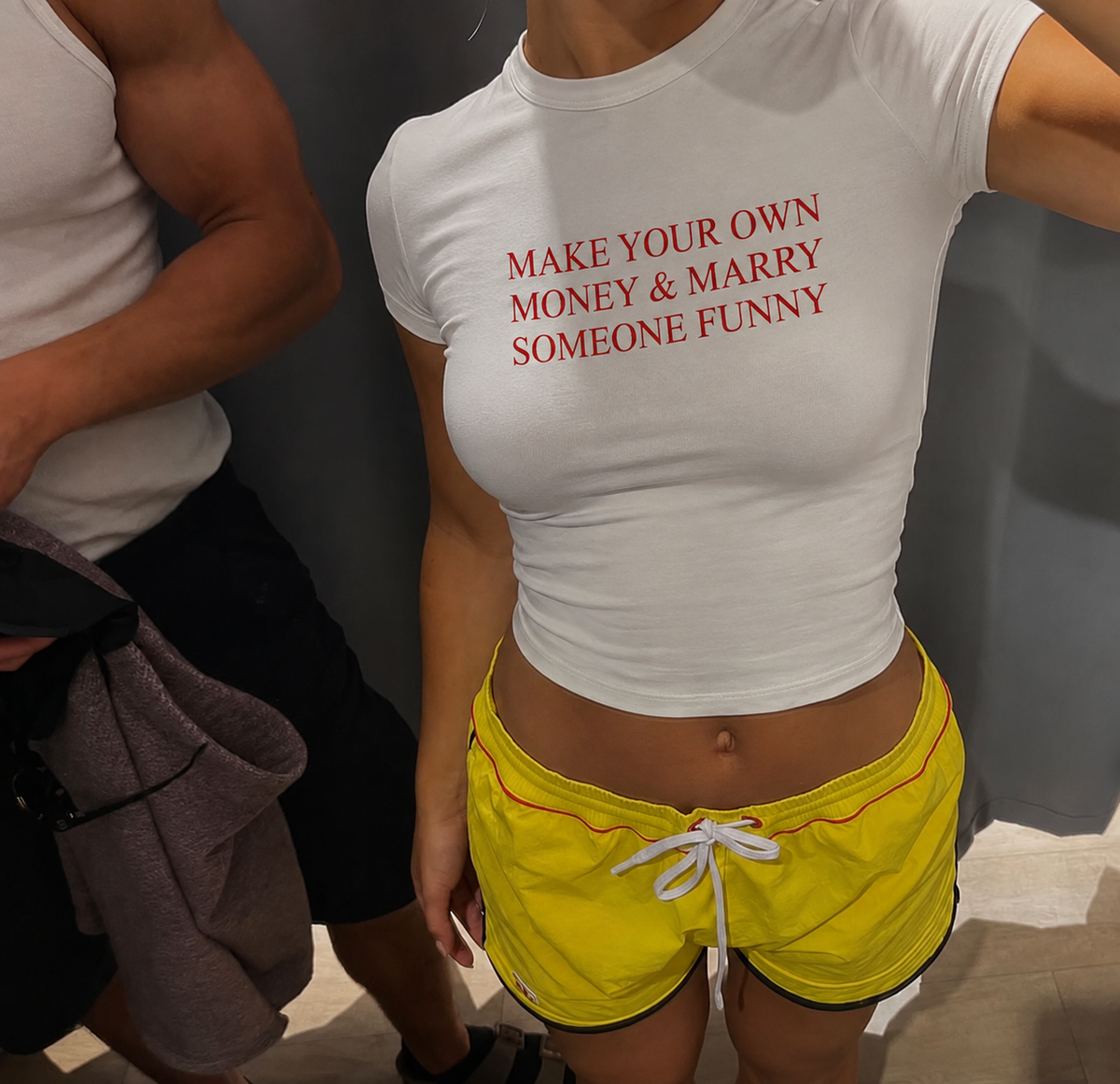 'MAKE YOUR OWN MONEY & MARRY SOMEONE FUNNY' 90s Y2K T-Shirt