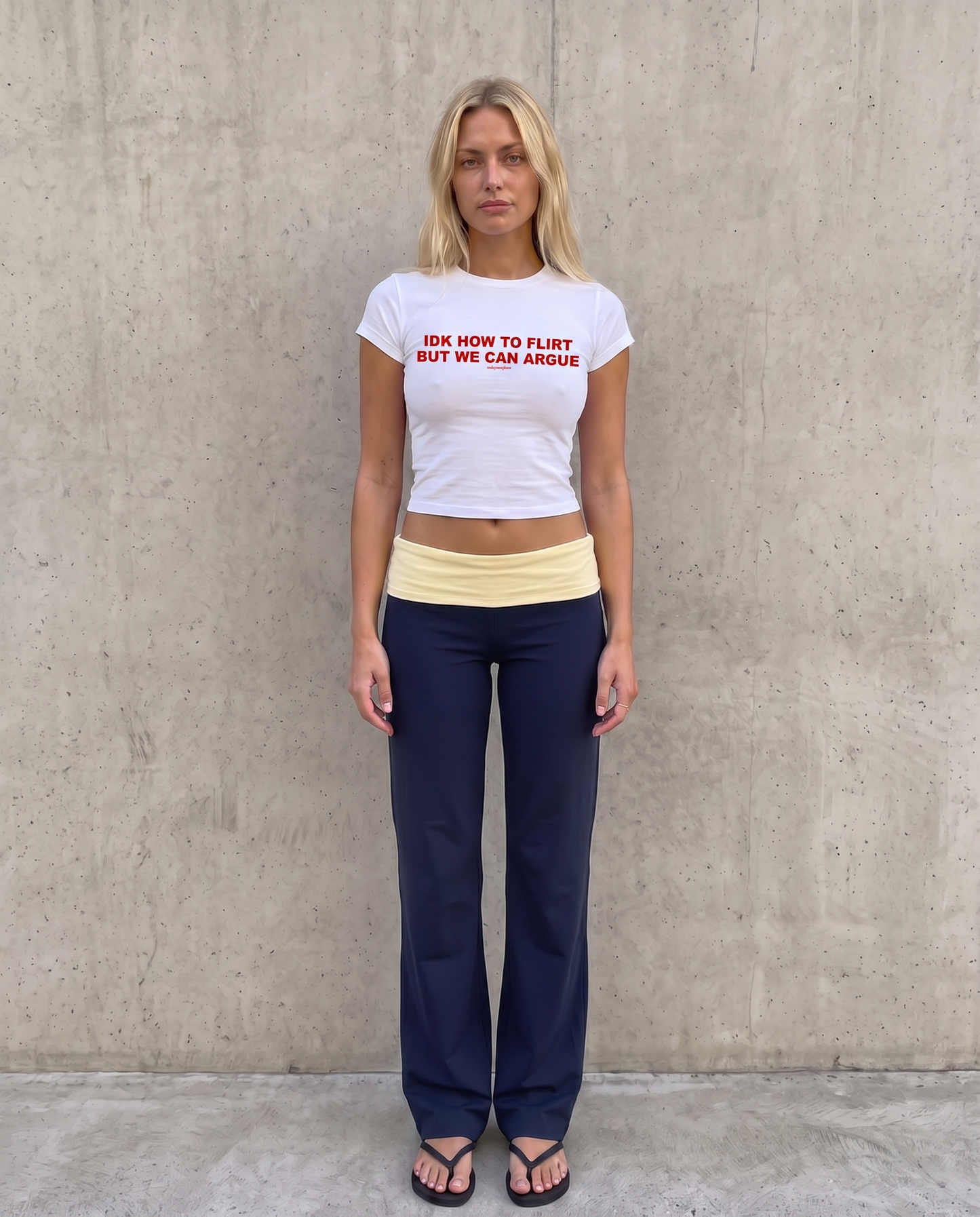 'Idk How To Flirt But We Can Argue' 90s Y2K T-shirt